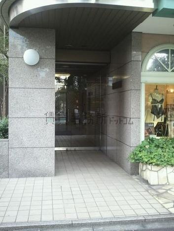 正面玄関