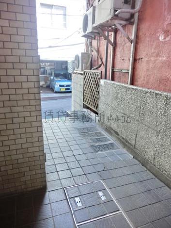正面玄関