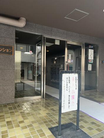 正面玄関