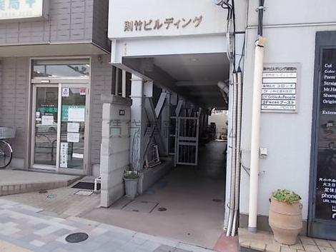 正面玄関