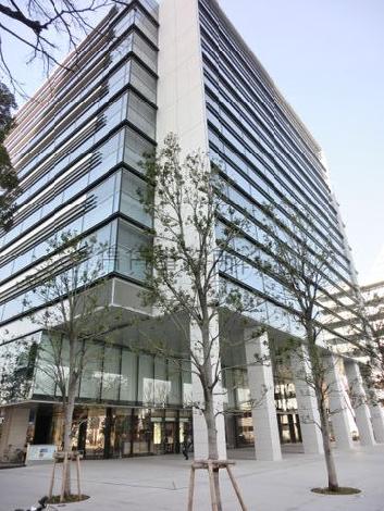 近代的な建築の外観