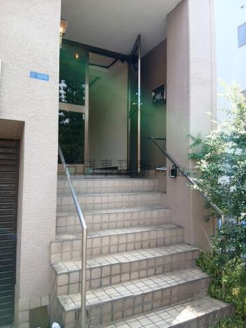 正面玄関