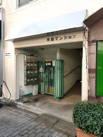 正面玄関