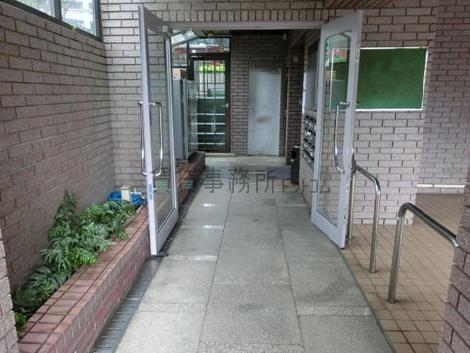 正面玄関