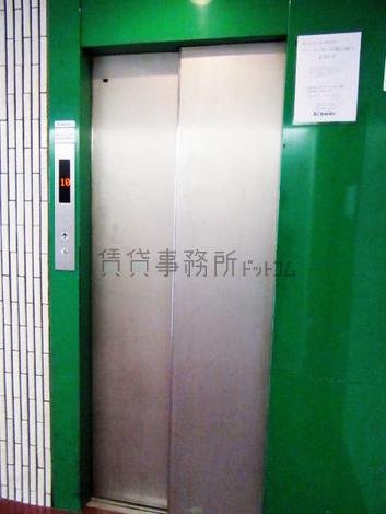エレベーター