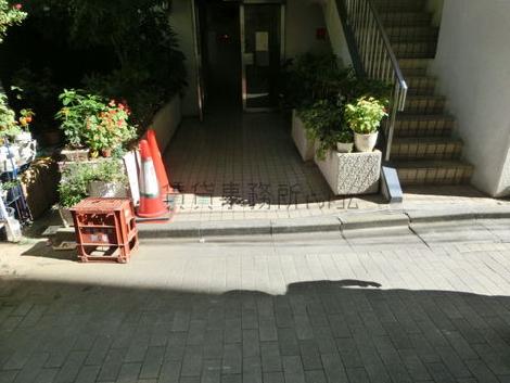 正面玄関