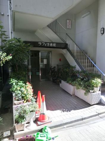 正面玄関