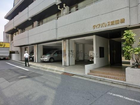 正面玄関