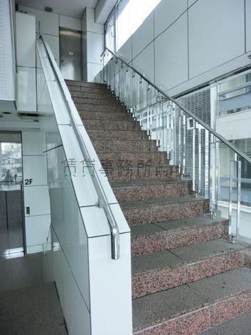 石目が綺麗な段差