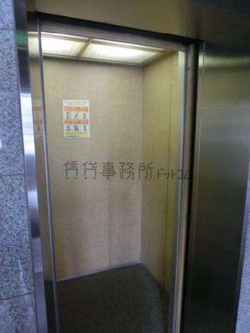 エレベーター