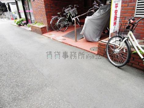 正面玄関
