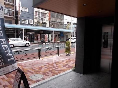 正面玄関