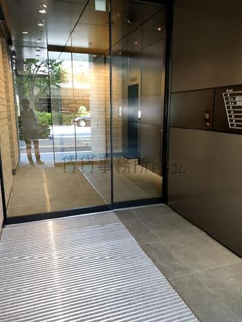 正面玄関