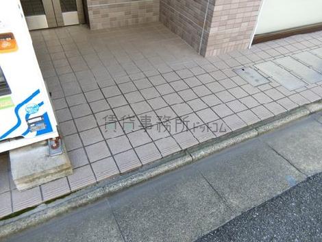 正面玄関
