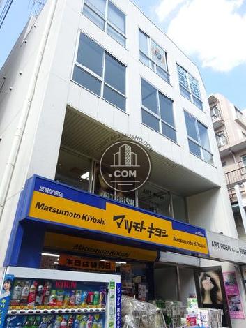 FMビルの外観写真