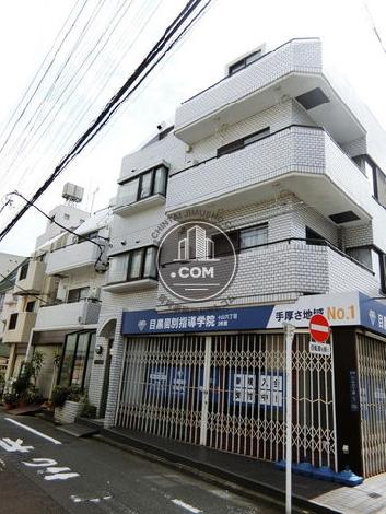 ファミリスタの外観写真