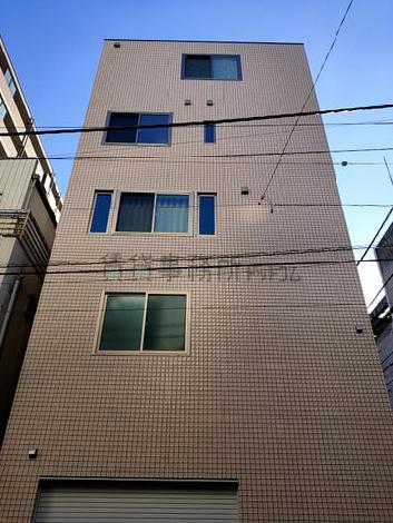 クリームハウスビルの外観写真