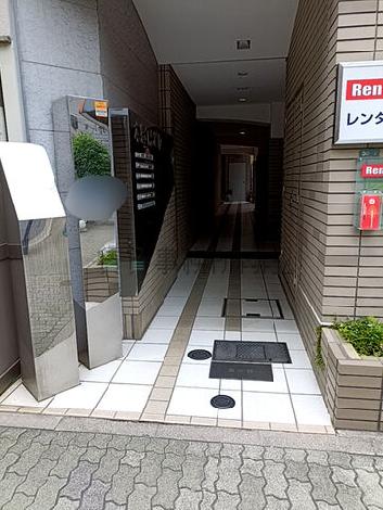 正面玄関