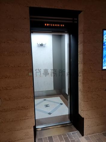 エレベーター