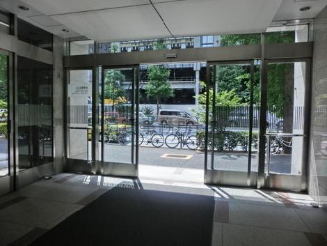 正面玄関