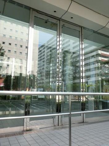 正面側の出入り口
