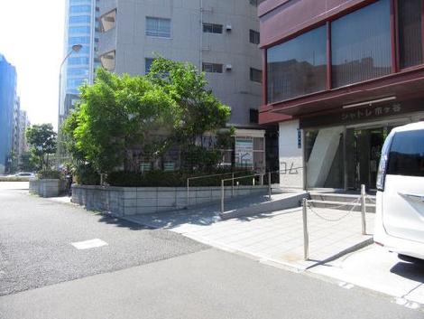 正面玄関
