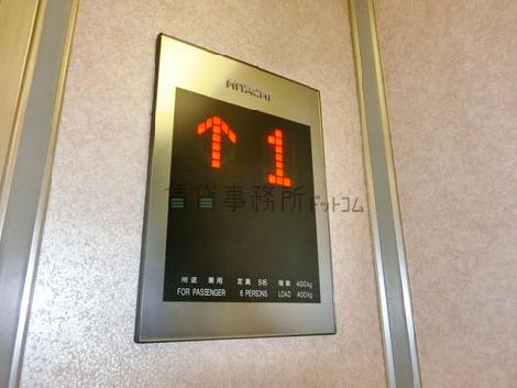 エレベーター
