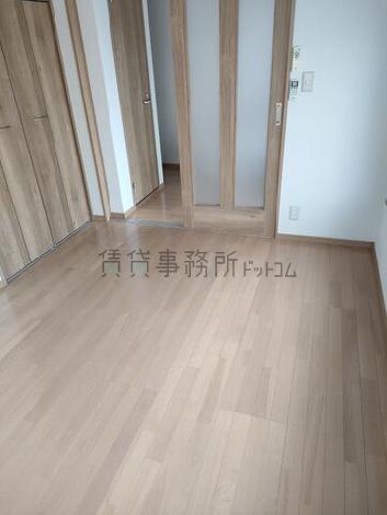 大黒ビルの室内