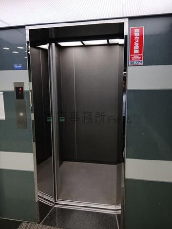 エレベーター