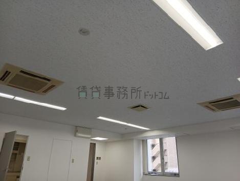 スハラ六本木ビルの室内