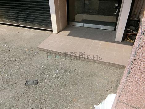 正面玄関