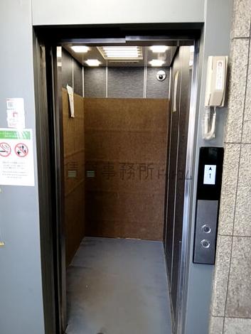 エレベーター