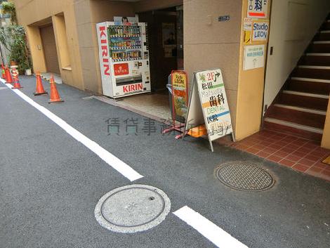 正面玄関