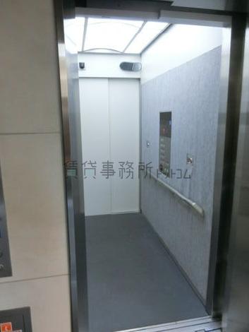 エレベーター