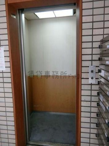 エレベーター