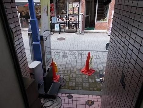 正面玄関