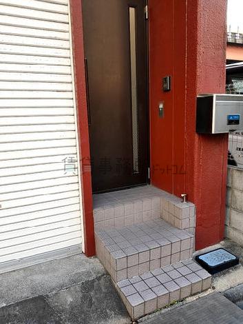 正面玄関