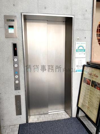 エレベーター