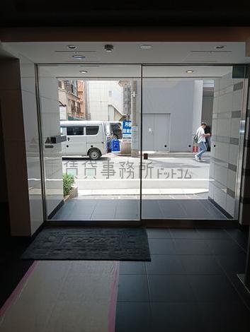 正面玄関