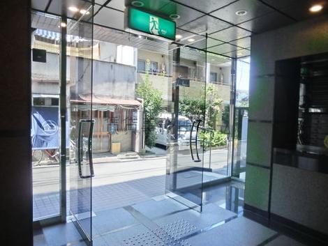 正面玄関