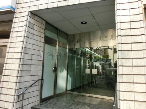 正面玄関