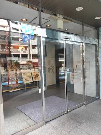 正面玄関