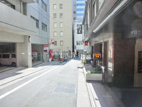 人通りはまばらです