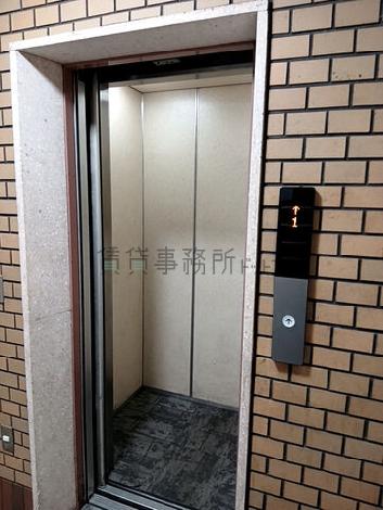 エレベーター