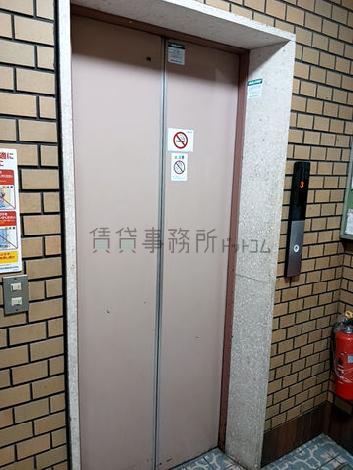 エレベーター