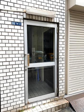 正面玄関