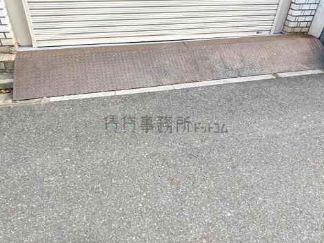 正面玄関