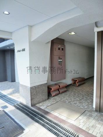 正面玄関