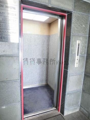 エレベーター