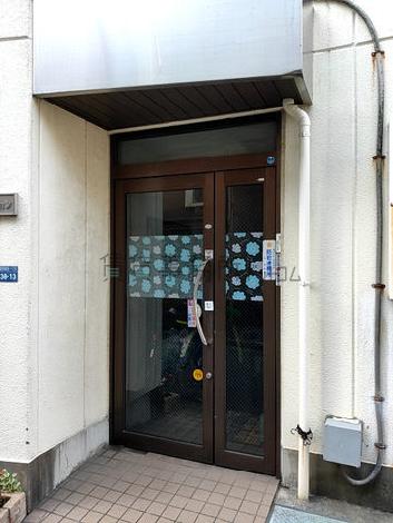 正面玄関